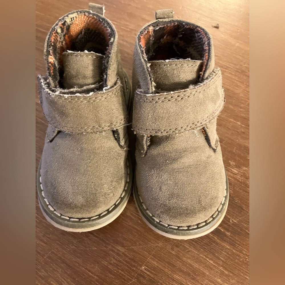 Cherokee Baby Boots